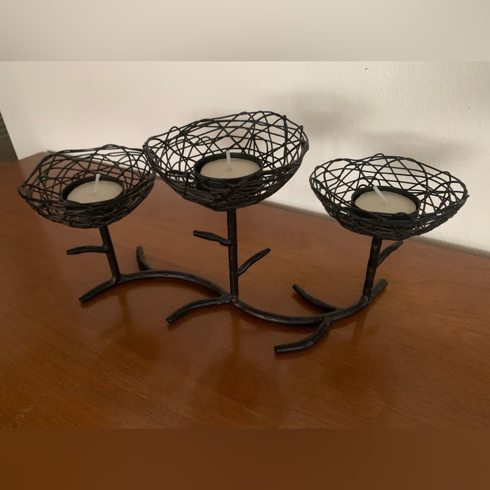 Wire and metal, floral tea candle holder